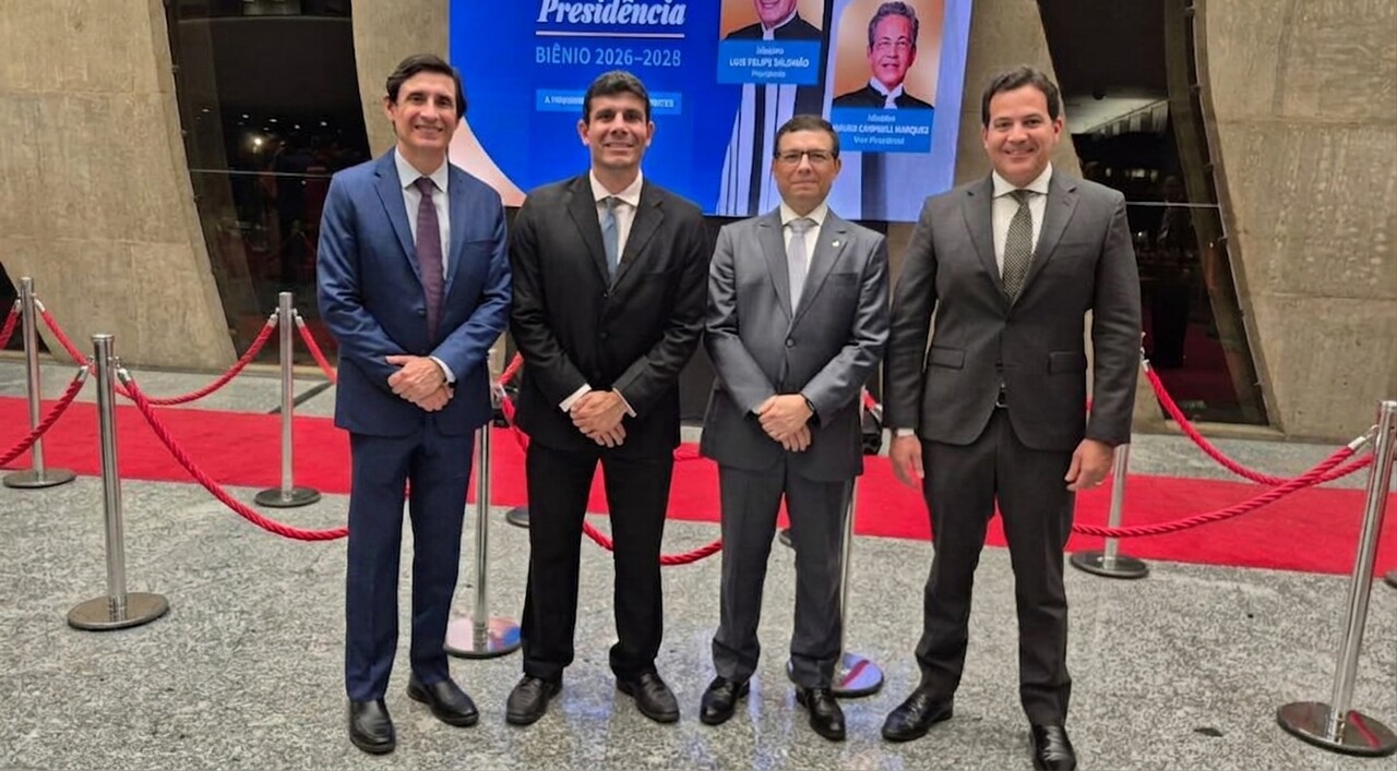 Amatra1 prestigia posse da nova presidência do STJ em Brasília