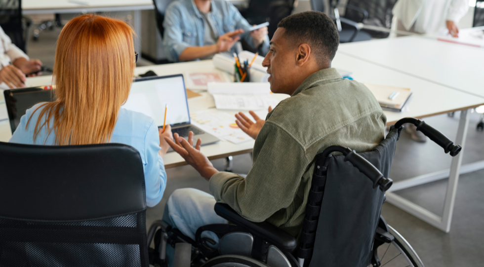 Setembro Verde: só 1 a cada 397 magistrados ativos da Justiça do Trabalho ingressou por cota PcD