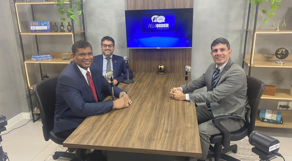 Presidente da AMATRA1 fala sobre trabalho análogo à escravidão em podcast da OAB-RJ 