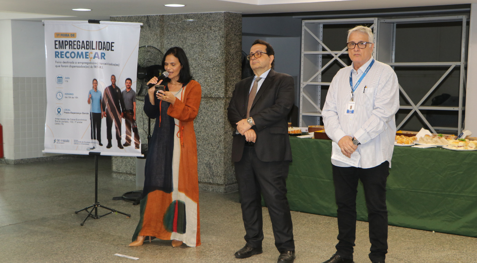 Feira de empregabilidade apoia ex-trabalhadores terceirizados do TRT-1
