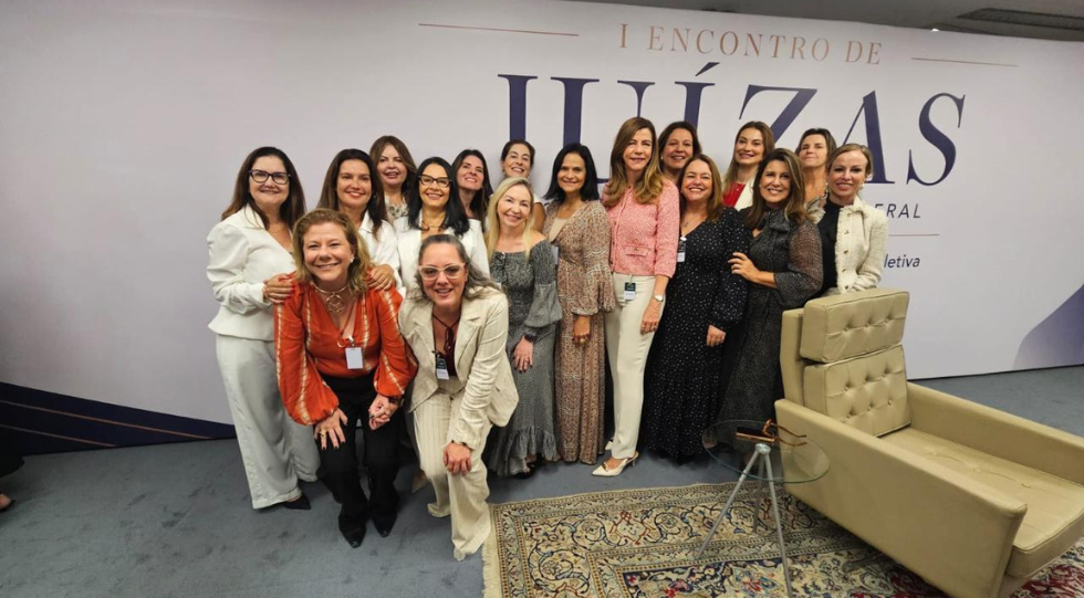 AMATRA1 é a maior delegação entre os TRTs no 1° Encontro de Juízas no STF