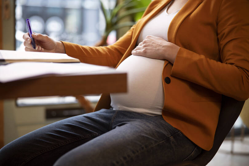 Justiça do Trabalho cria prioridade processual para gestantes, lactantes e puérperas