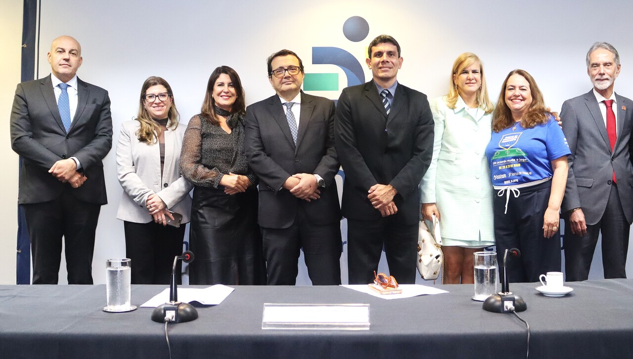 TRT-1 abre Semana Nacional da Conciliação Trabalhista com referências ao futebol