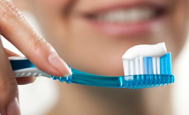 Convênios: Má higiene bucal pode causar até AVC, alerta dentista
