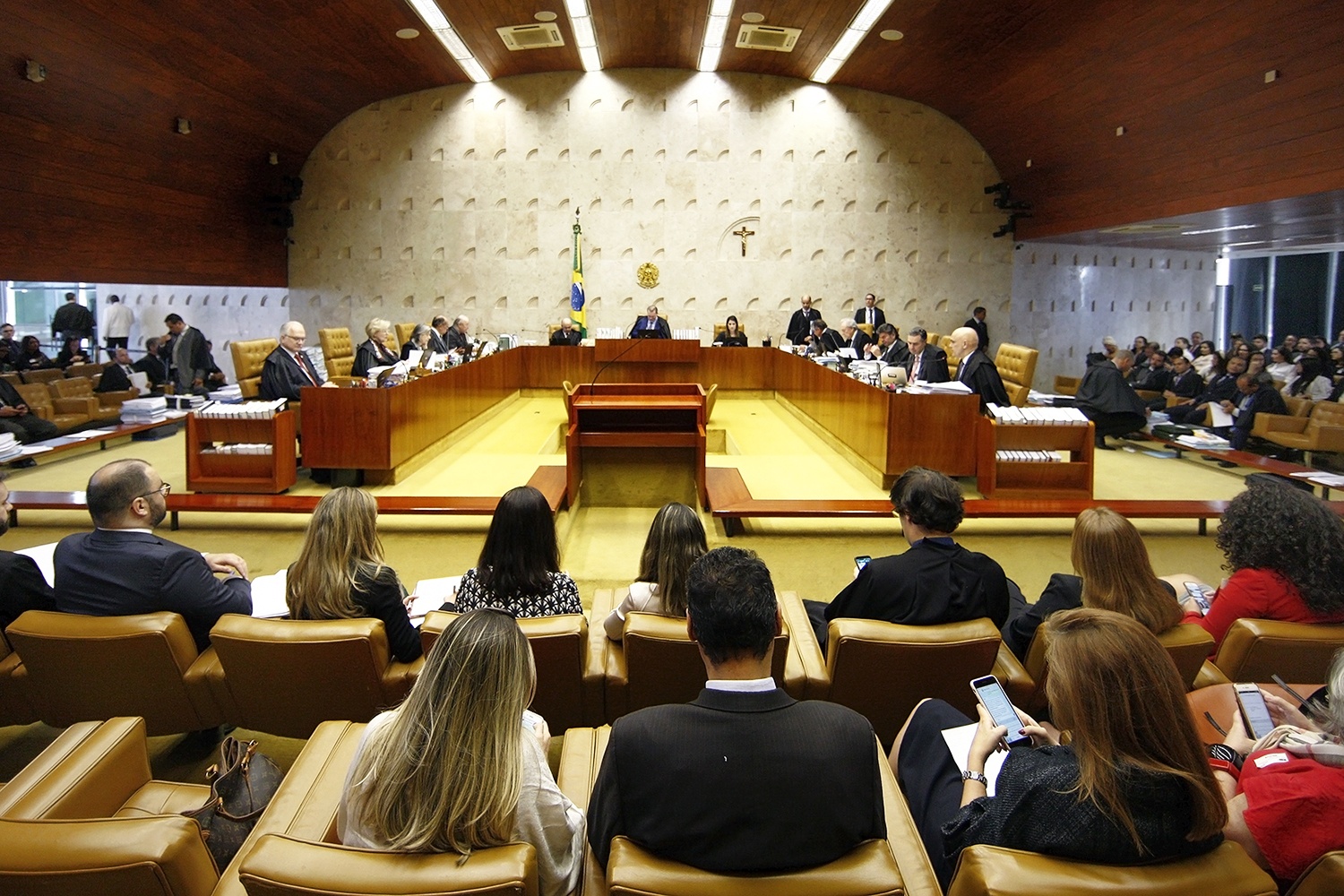 STF forma maioria para criminalizar homofobia