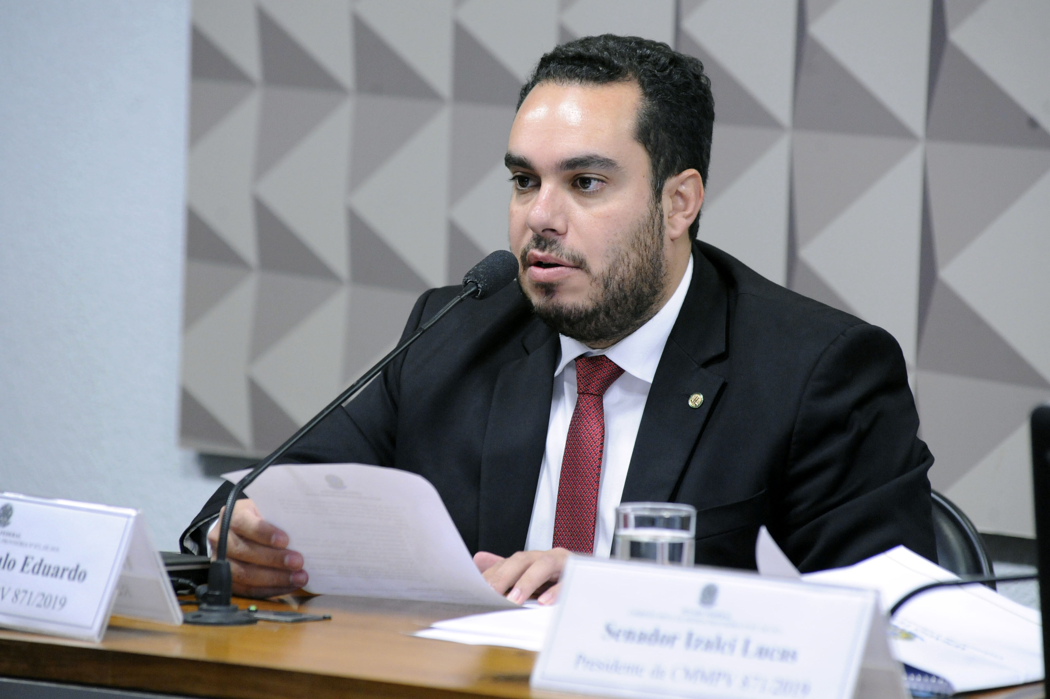 Após mobilização, deputado desiste de PEC para extinguir Justiça do Trabalho