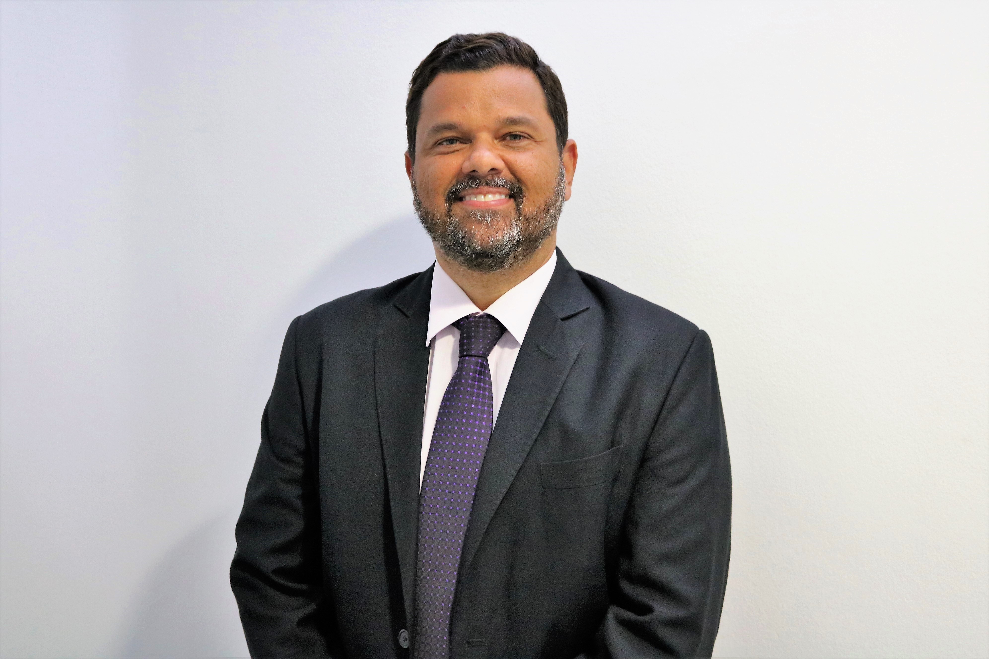 Ronaldo Callado recebe medalha Pedro Ernesto da Câmara Municipal