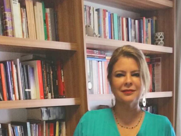 ‘Poesia e magistratura não são pólos opostos’, diz Cláudia Reina