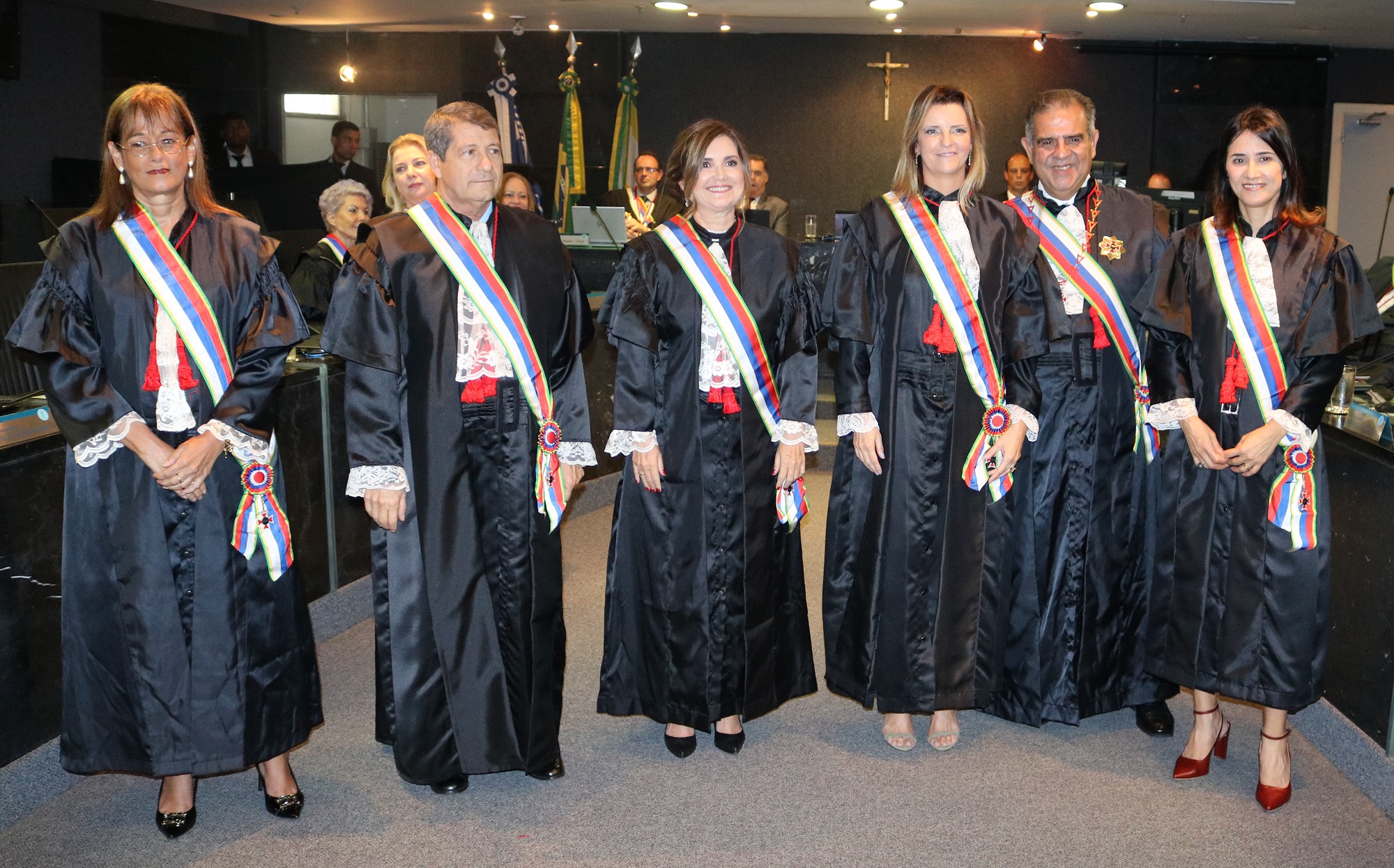 TRT-1 ratifica posse de magistrados como desembargadores