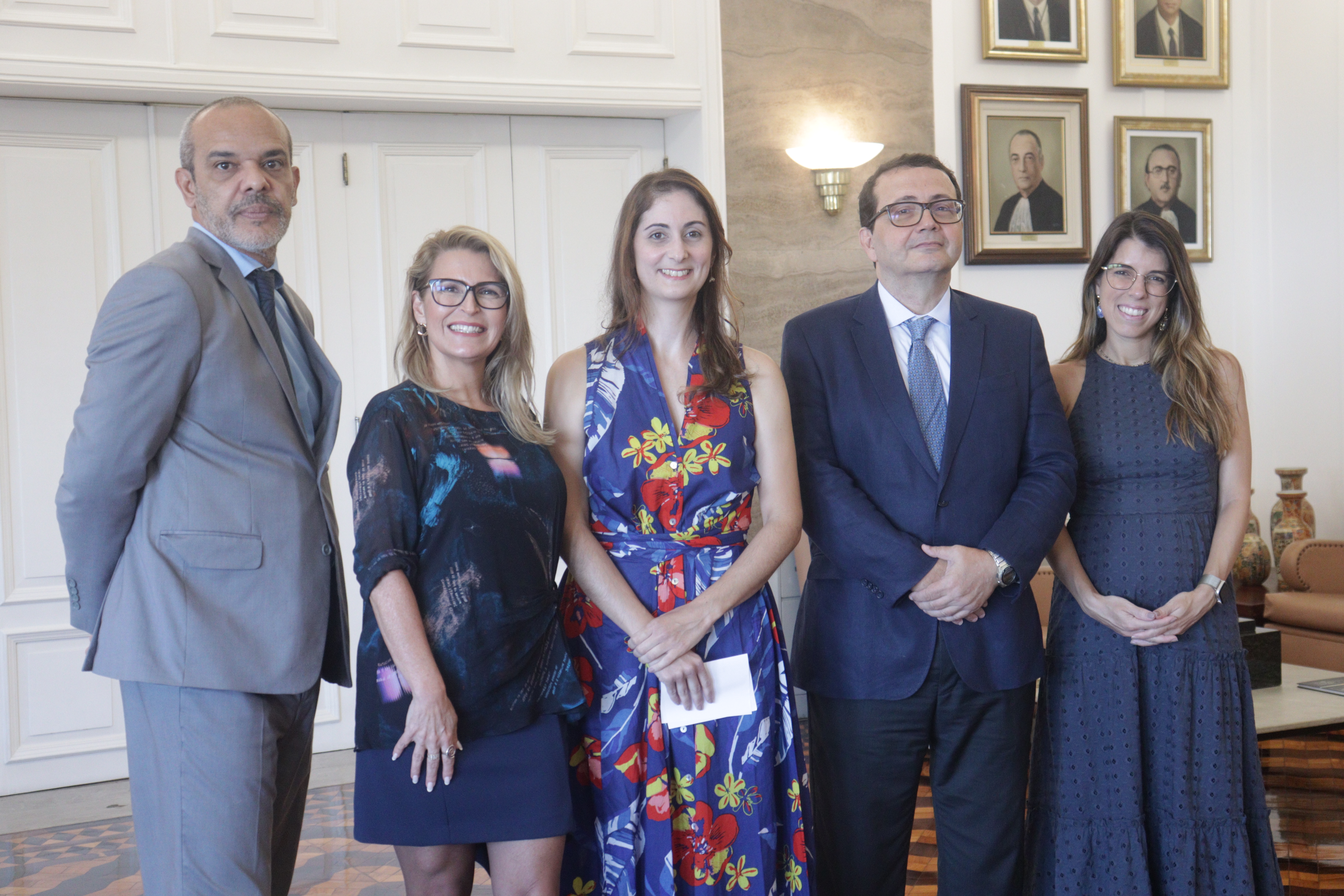 Letícia Cavalcanti é empossada juíza titular da 1ª VT de Angra dos Reis
