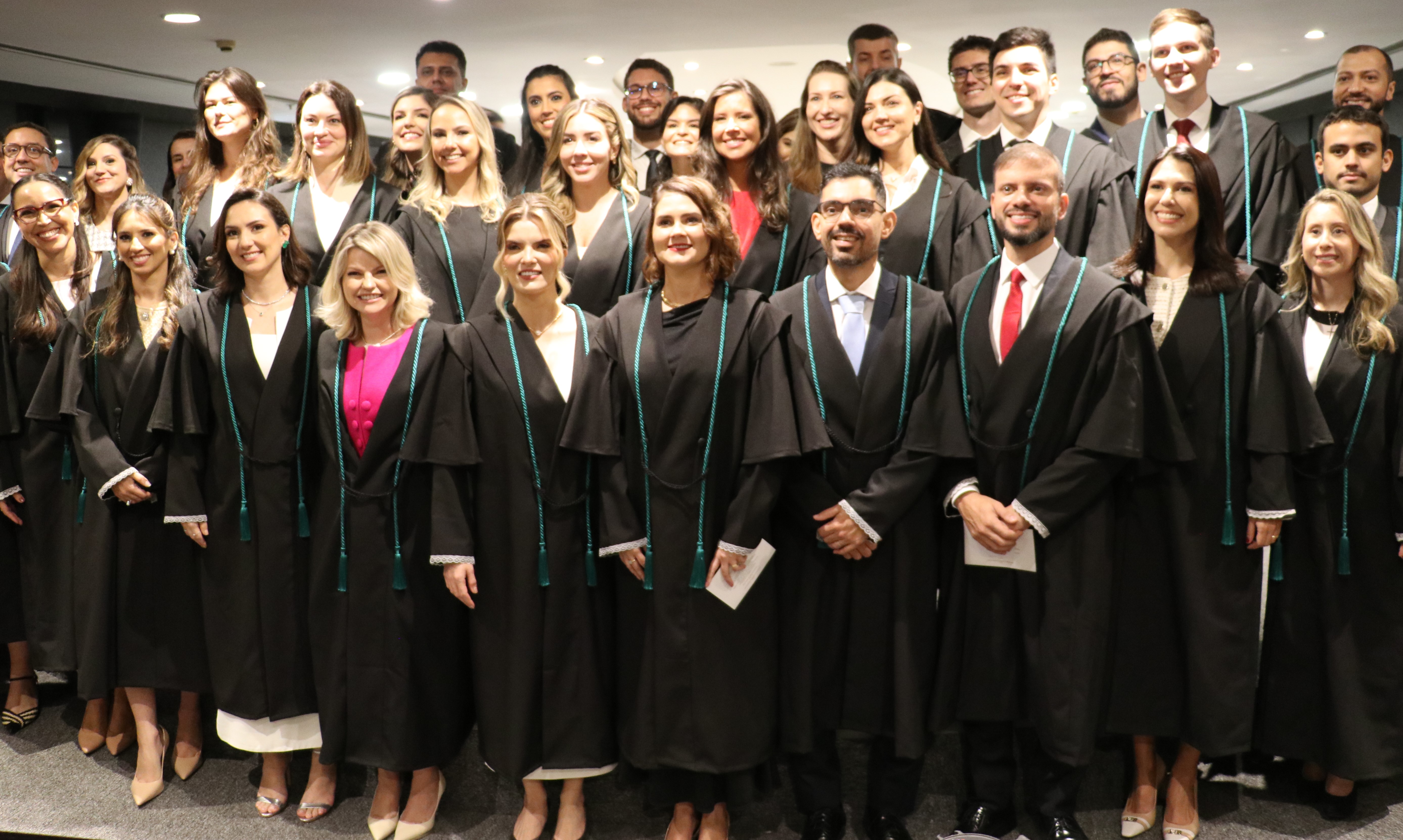 Tribunal Regional do Trabalho empossa 56 novos juízes substitutos