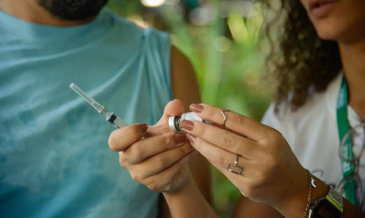 OIT aprova primeira convenção sobre riscos biológicos no trabalho