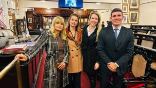 Da_direita_para_a_esquerda_Rita_Cortez_presidenta_do_IAB_Adriana_Brasil_1a_vice-presidente_do_IAB_a_juiza_Camila_Leal_e_o_presidente_Rafael_Pazos_original